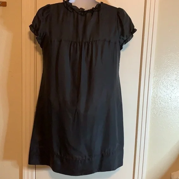 100% Silk Sunny Leigh Dress - Picture 2 of 4